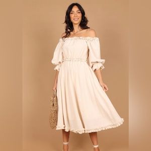 NWT! - Petal & Pup ABILENE OFF SHOULDER MAXI DRESS - CREAM SMALL